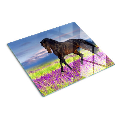 Glasschneidebrett Pferd vor einem Hintergrund aus lila Blumen