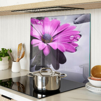Glasschneidebrett Lila Blume mit Wassertropfen