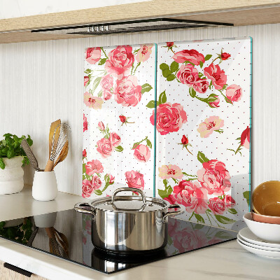 Schneidebrett glas Rosen auf weißem Hintergrund