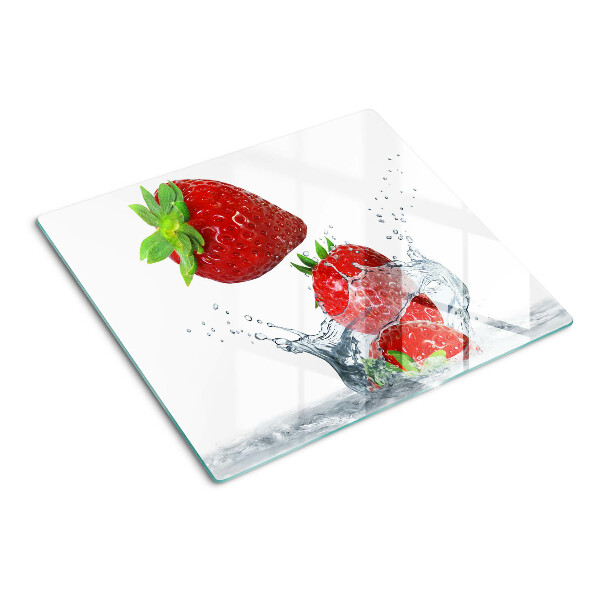 Schneidebrett glas Erdbeeren im Wasser