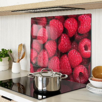 Schneidebrett glas Himbeeren auf dem Hintergrund