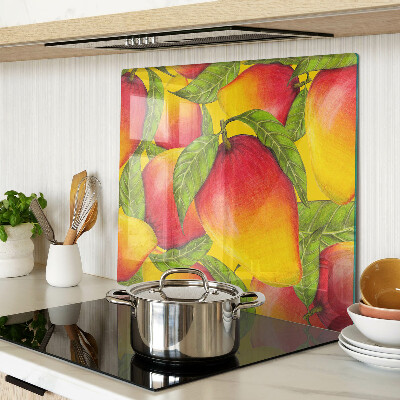 Schneidebrett glas Paprika auf einem Hintergrund aus grünen Blättern