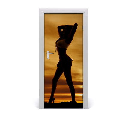 Selbstklebendes wandbild an der wand Kurzer rock