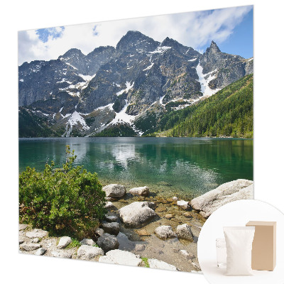 Fototapete fürs Wohnzimmer mit Motiv eines Bergsees