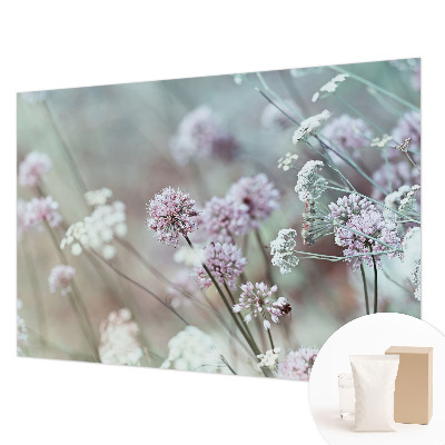 Fototapete fürs Kinderzimmer mit einem Motiv aus Wildblumen
