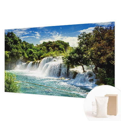Motivtapete aus Vlies mit einem Motiv eines atemberaubenden Wasserfalls