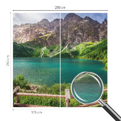 Vlies-Fototapete fürs Schlafzimmer mit Motiv einer Berglandschaft