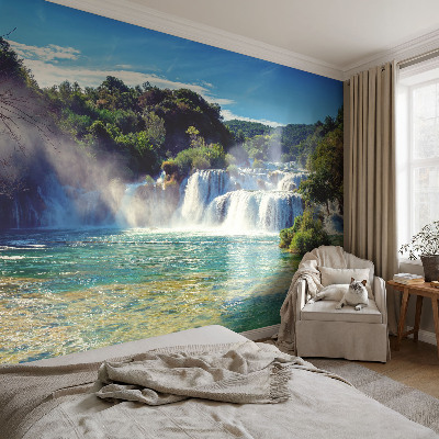 Fototapete fürs Wohnzimmer mit einer Wasserfalllandschaft