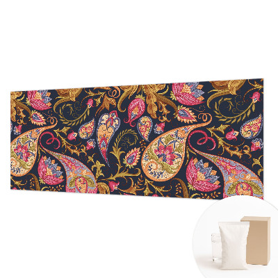 Vliestapete fürs Schlafzimmer mit buntem Paisley‑Motiv