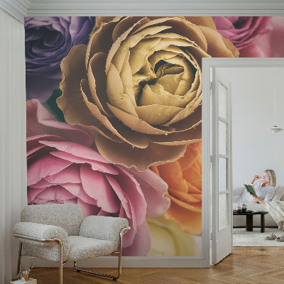Vliestapete fürs Wohnzimmer mit bunten Rosen