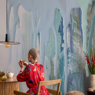 Vliestapete fürs Wohnzimmer mit blauem Kaskadenmuster