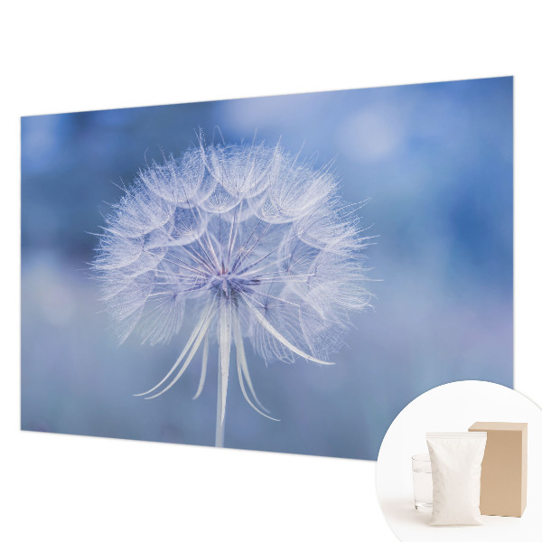 Wandtapete mit blauem Dessin