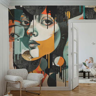Vlies-Fototapete fürs Wohnzimmer mit bunten Gesichtern als dekorativer Wandbelag