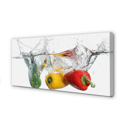 Leinwandbilder farbiger Paprika in Wasser