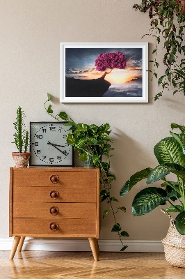 Wand moos bild Ein Baum über dem Abgrund