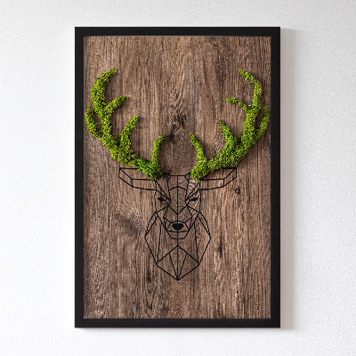 Moosbild wand Hirsch auf hölzernem Hintergrund