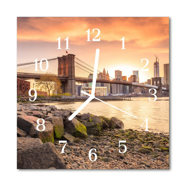Glasuhr Wanduhr Brücke Stadt