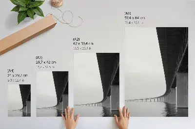 Poster Die große Konstruktion der Brücke über das Wasser