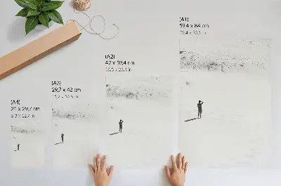 Wandposter mit minimalistischem Motiv zu den Themen Einsamkeit, Raum und Frieden