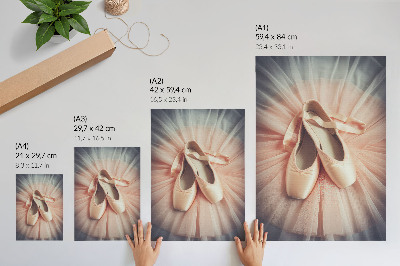 Wandposter Ballerinas zu einem rosa Tüllrock – Harmonie und Eleganz