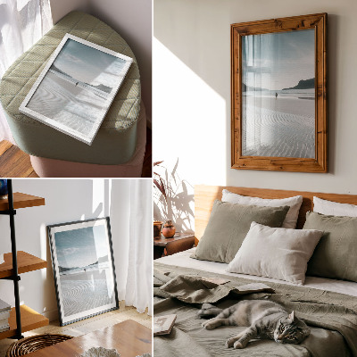 Wandposter Ein Strand am Morgen mit Wellen und feinem Sand