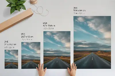 Kunstdruck auf Leinwand eine herbstliche Landschaft mit einer Straße unter blauem Himmel