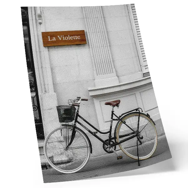 Kunstdruck auf Leinwand mit Motiv von elegantem Fahrrad und klassischer Architektur