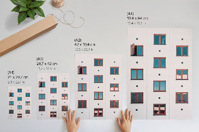 Wandposter Orangefarbene Rahmen, blaue Fenster, weiße Fassade