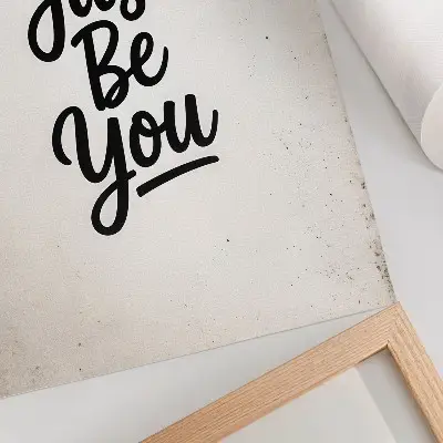 Wandposter mit minimalistischem Design in Schwarz-Weiß für motivierende Eleganz