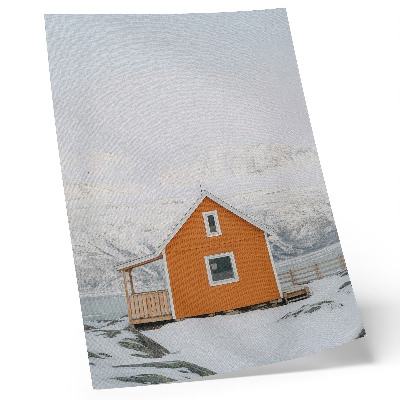 Kunstdruck leinwand Orangefarbenes Haus, schneebedeckte Berge, minimalistischer Rahmen