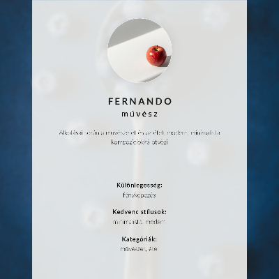 Kunstdruck leinwand Blaubeeren auf einem Löffel auf blauem Hintergrund, Eleganz