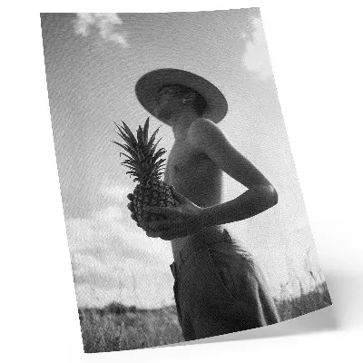 Kunstdruck auf Leinwand Monochrome Figur mit Hut im Ananasfeld