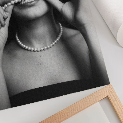 Wandposter Schwarz-weiße Perlen im Glamour-Stil, kontrastierende Gläser