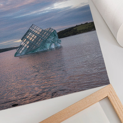 Wandposter Glasstruktur im Wasser unter dem Himmel