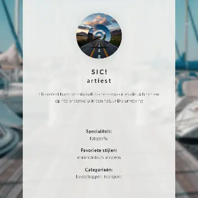 Wandposter dynamische Darstellung eines Motorbootes auf schneebedeckten Bergen und einem See