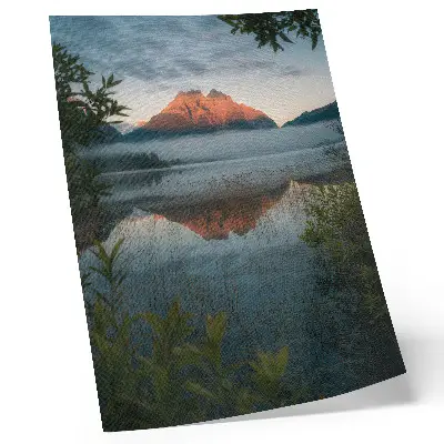 Leinwand-Kunstdruck Berglandschaft bei Wassernebel