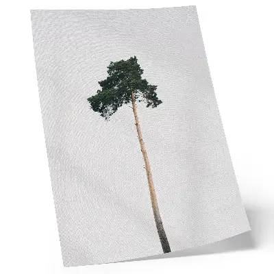 Poster mit minimalistischem Design eines einsamen Baums vor hellem Hintergrund
