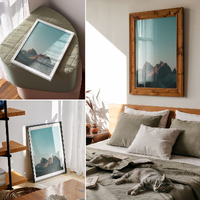 Wandposter Beeindruckende Berge unter strahlend blauem Himmel