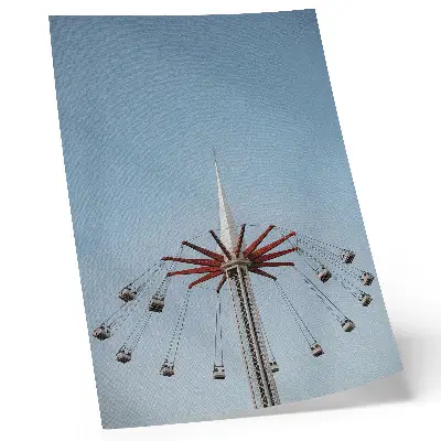 Poster Turm mit Karussell-Dynamik im minimalistischen Stil