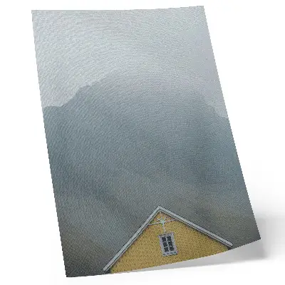 Kunstdruck auf Leinwand Gelbes Haus in einer friedlichen Berglandschaft bei Nebel