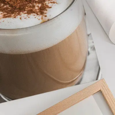 Leinwand-Kunstdruck Kaffee mit Schaum in warmen Farben für eine harmonische Atmosphäre