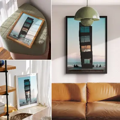 Poster moderner schwarzer Turm über einem blauen Meer