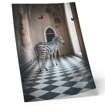 Kunstdruck auf Leinwand Zebra vor architektonischer Kulisse mit fliegenden Vögeln