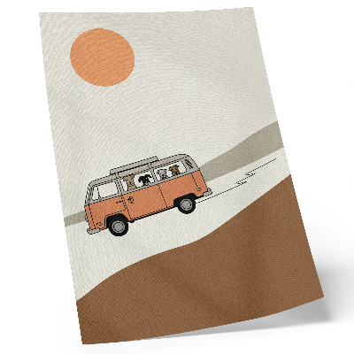 Wandposter Minimalistischer Urlaub im orangefarbenen Wohnmobil