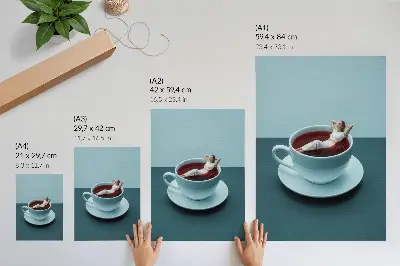 Poster Eine surreale Tasse Entspannung surreales Motiv einer entspannenden Tasse