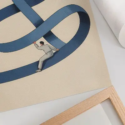 Wandposter dynamische Figur auf blauem Klebeband vor beigefarbenem Hintergrund