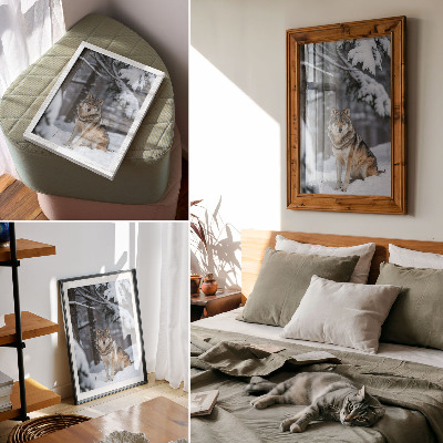Poster Wolf im Winterwald, Naturstille, Eleganz