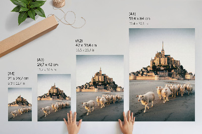 Wandposter Burg, Hügel, Schafe, Sand, friedliche Atmosphäre