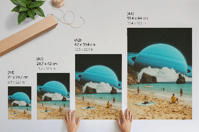Wandposter Strand mit Planet über dem Wasser an einem sonnigen Tag