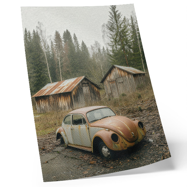 Wandposter Rostiges Auto, Holzschuppen, grüner Wald